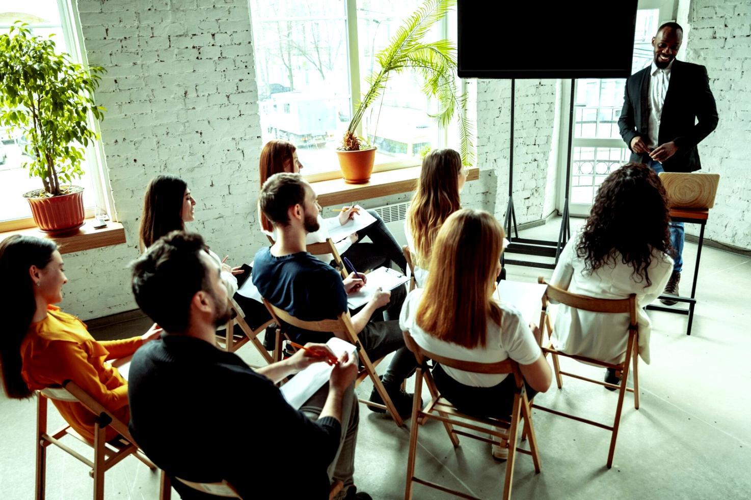 Environnement professionnel moderne pour la gestion financière